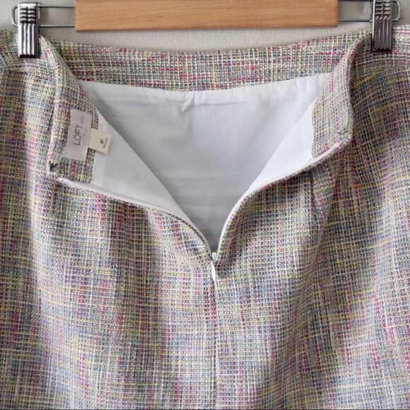 LOFT Tweed Pencil Skirt, Multi Color, Size 8 Petite - Picture 4 of 6
